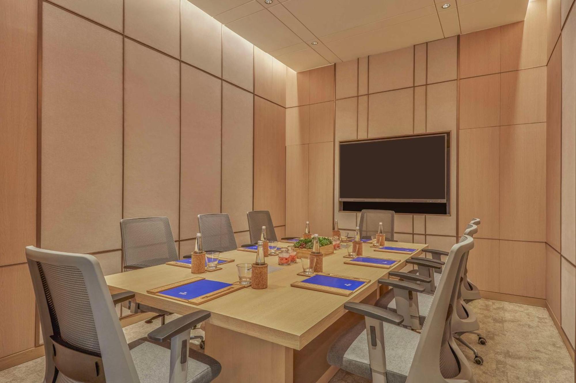 Hilton Gurugram Baani City Centre Gurgaon Buitenkant foto