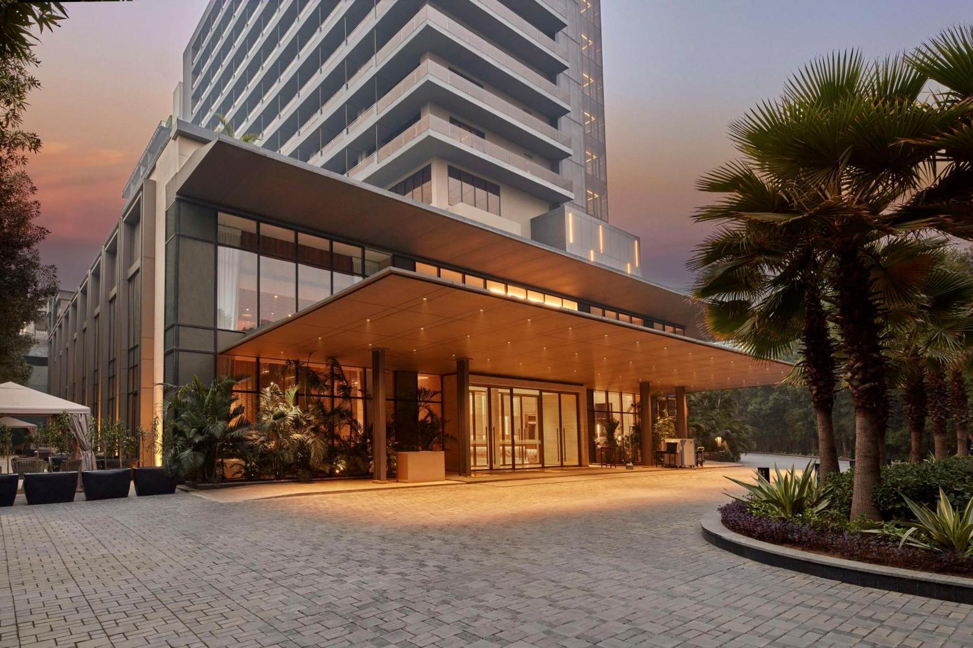 Hilton Gurugram Baani City Centre Gurgaon Buitenkant foto