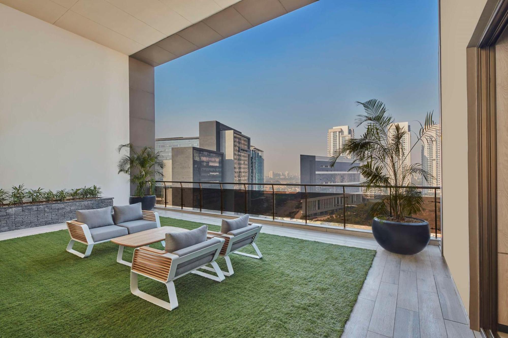 Hilton Gurugram Baani City Centre Gurgaon Buitenkant foto